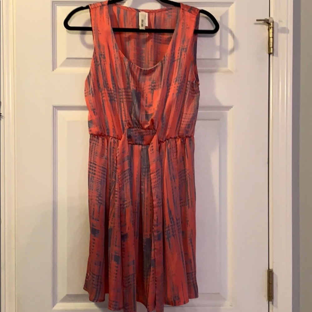 Lulu E. Bebe junior dress